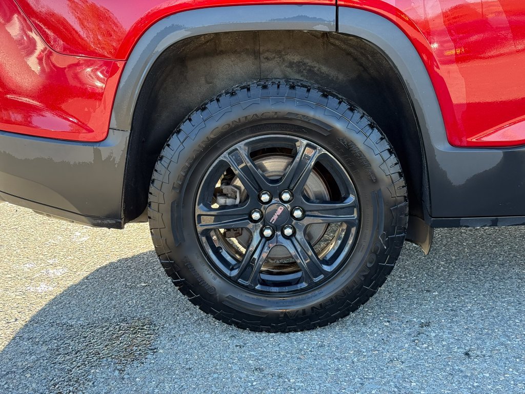 Used 2021 GMC Acadia AT4 w/ Preferred Package AWD/4WD image 10