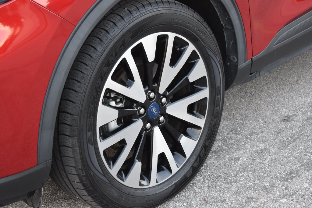 Used 2020 Ford Escape SE Sport AWD/4WD image 7