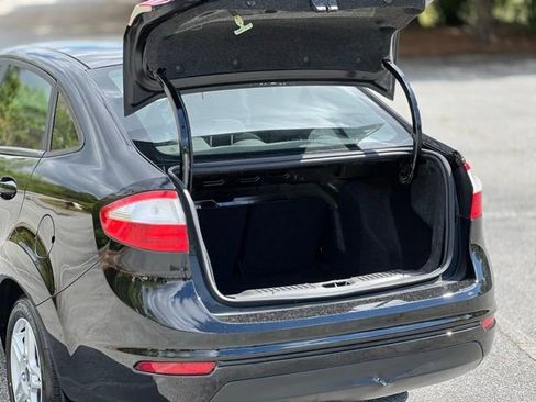 Used 2019 Ford Fiesta SE FWD image 39