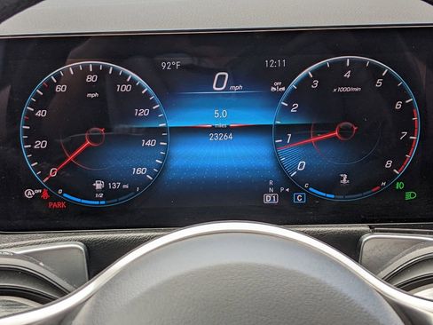 Used 2023 Mercedes-Benz GLB 250 4MATIC image 15