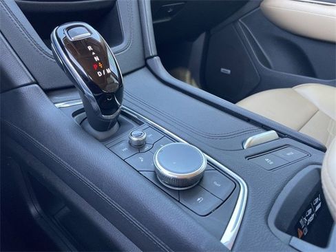 Used 2021 Cadillac XT6 Sport w/ Platinum Package image 21