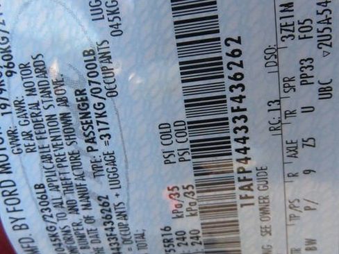 Used 2003 Ford Mustang Premium image 33