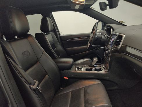 Used 2018 Jeep Grand Cherokee Overland AWD/4WD image 21