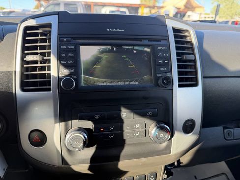 Used 2015 Nissan Xterra PRO-4X w/ Pro-4x Leather Package image 10