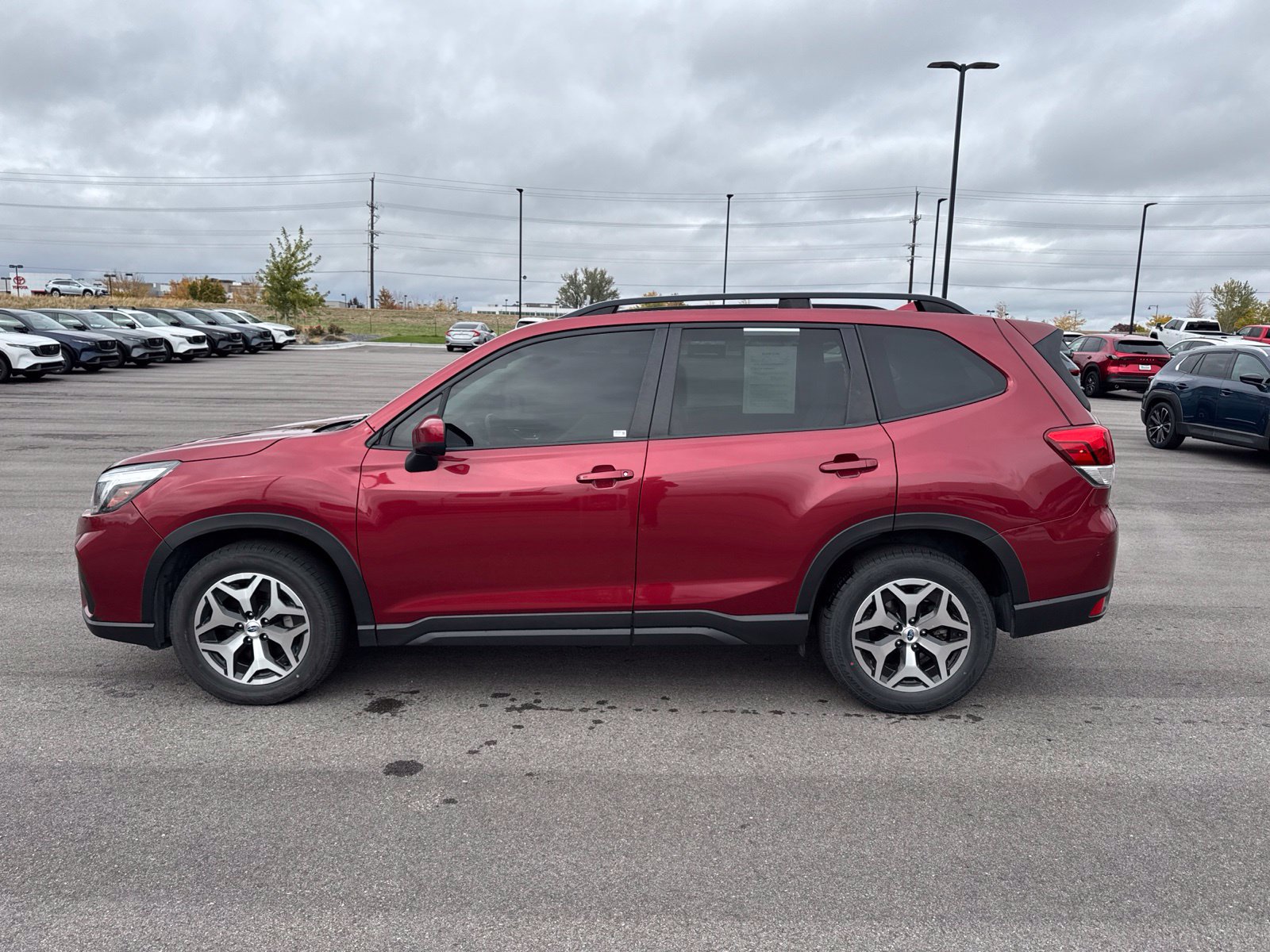 Used 2020 Subaru Forester Premium AWD/4WD image 4