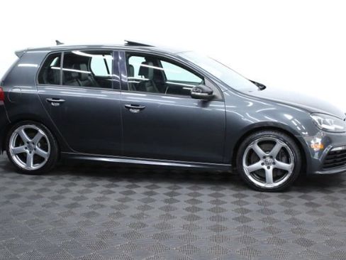 Used 2013 Volkswagen Golf 4-Door image 4