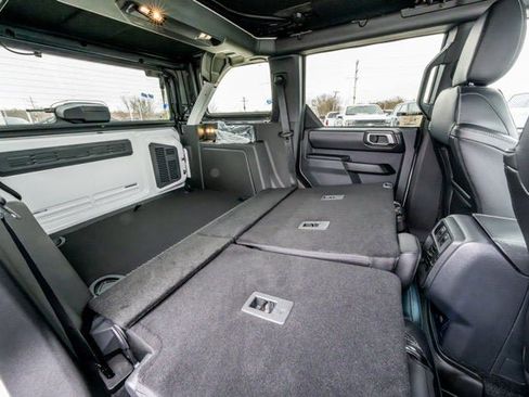 New 2025 Ford Bronco Outer Banks image 12