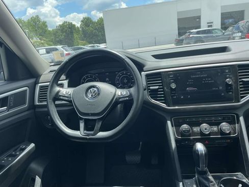 Used 2019 Volkswagen Atlas SEL FWD image 15