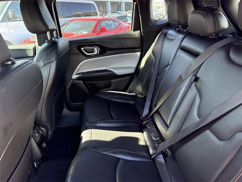 Used 2024 Jeep Compass Limited image 23