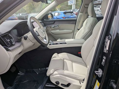 New 2026 Volvo XC90 T8 Ultra w/ Protection Package AWD/4WD image 23