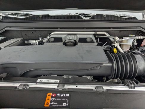 New 2025 GMC Canyon Elevation w/ Convenience Package image 32