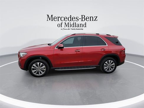 Used 2022 Mercedes-Benz GLE 350 4MATIC w/ Premium Package image 5