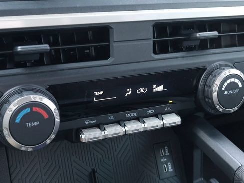 Used 2025 Toyota Tacoma SR RWD image 19