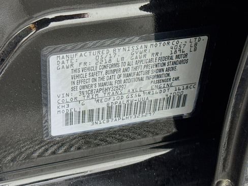 Used 2017 Nissan Sentra SR Turbo w/ SR Midnight Edition image 39