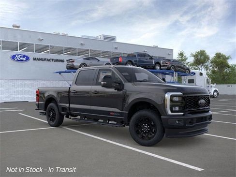New 2026 Ford F250 Lariat w/ Black Appearance Package image 7