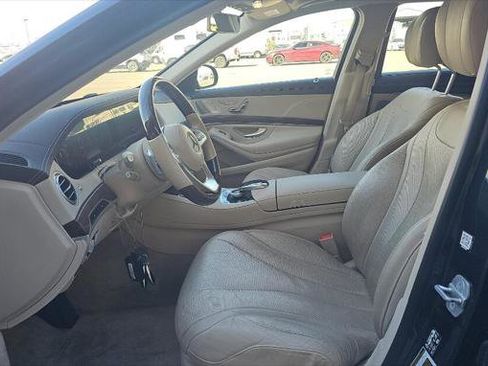 Used 2018 Mercedes-Benz S 450 4MATIC Sedan w/ Premium Package image 9