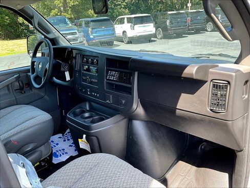 New 2025 Chevrolet Express 3500 w/ Power Convenience Package image 10