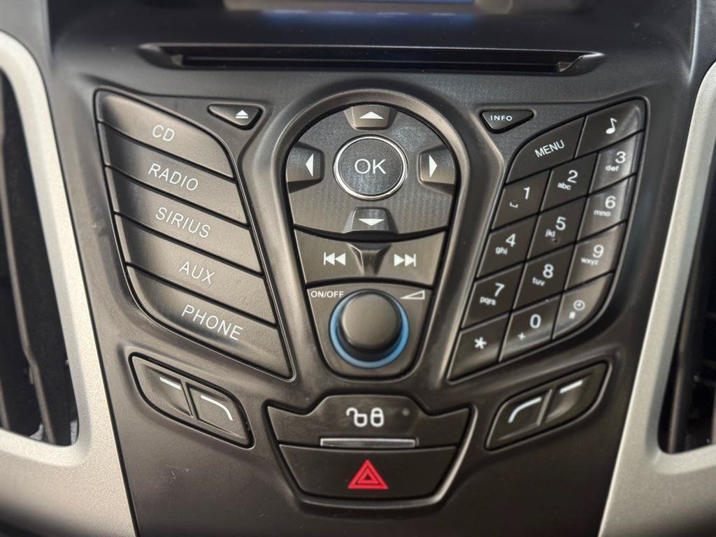 Used 2012 Ford Focus SE FWD image 19