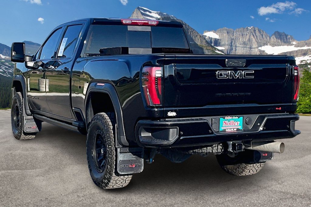 Used 2025 GMC Sierra 2500 AT4X AWD/4WD image 13
