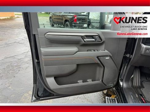 New 2026 GMC Sierra 2500 AT4 w/ AT4 Premium Plus Package image 12
