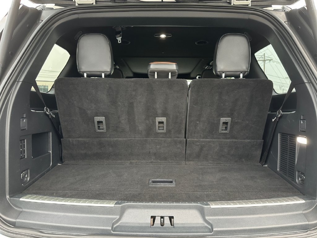 Used 2023 Lincoln Navigator Reserve w/ Monochromatic Package AWD/4WD image 18