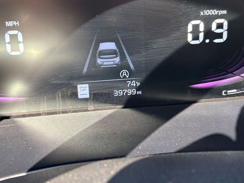 Used 2025 Kia Soul LX w/ LX Technology Package image 38