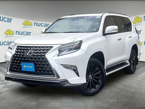 Used 2022 Lexus GX 460 Premium w/ Accessory Package AWD/4WD image 3