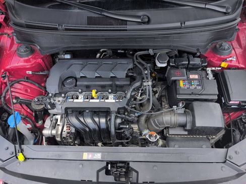 Used 2025 Hyundai Venue SEL FWD image 34