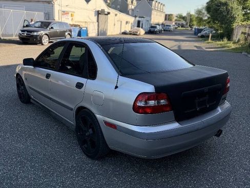 Used 2001 Volvo S40 FWD image 5