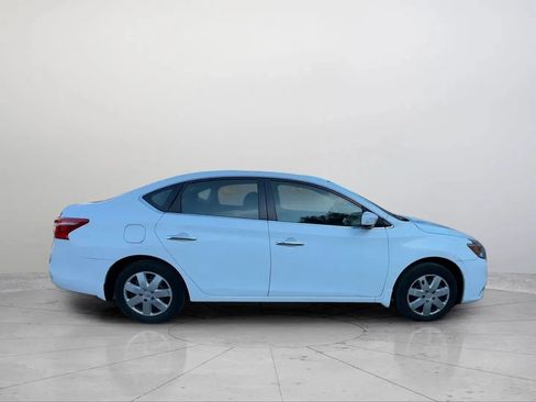 Used 2017 Nissan Sentra SV FWD image 11