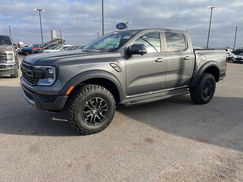 Used 2025 Ford Ranger Raptor image 3