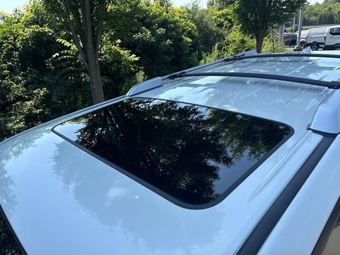 Used 2018 Toyota 4Runner Limited AWD/4WD image 10