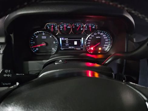 Used 2019 Chevrolet Tahoe LT AWD/4WD image 30