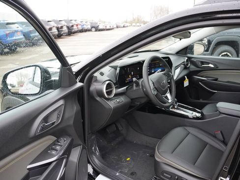 New 2026 Chevrolet Trax ACTIV FWD image 10