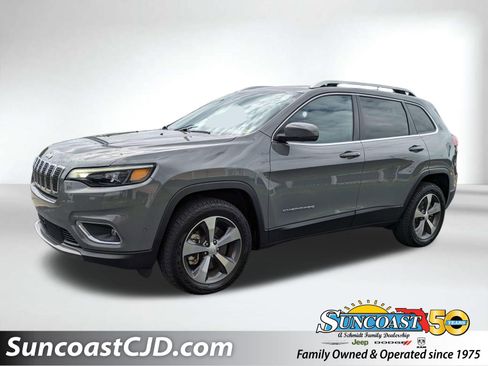 Certified 2021 Jeep Cherokee Limited w/ Trailer Tow Group AWD/4WD image 1