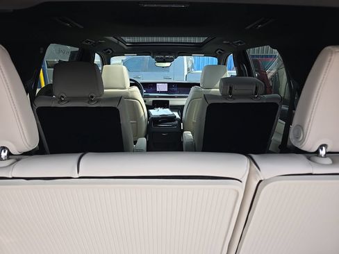 Used 2026 Cadillac Escalade Sport w/ Touring Package AWD/4WD image 7