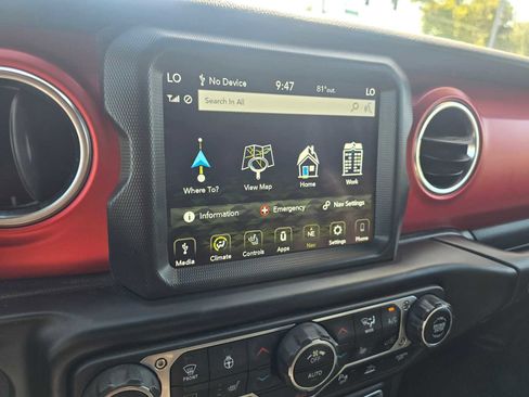 Used 2021 Jeep Wrangler Unlimited Rubicon AWD/4WD image 28
