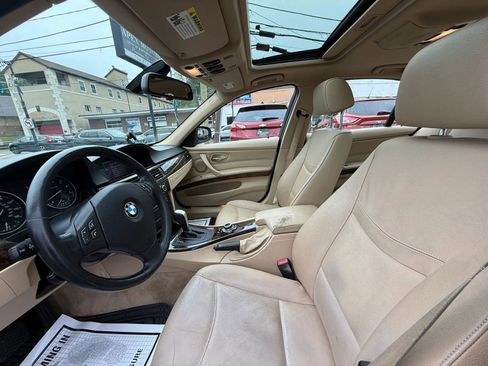 Used 2011 BMW 328i xDrive Sedan AWD/4WD image 18