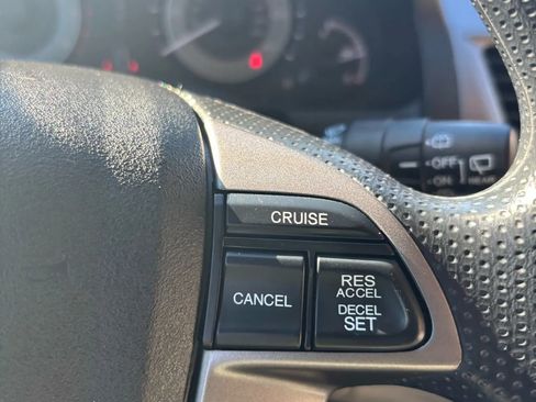 Used 2016 Honda Odyssey SE image 12