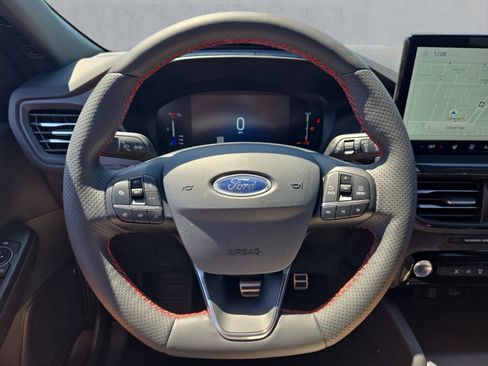 Used 2024 Ford Escape ST-Line w/ Tech Pack #1 AWD/4WD image 13