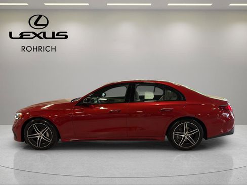 Used 2024 Mercedes-Benz E 350 4MATIC Sedan image 9