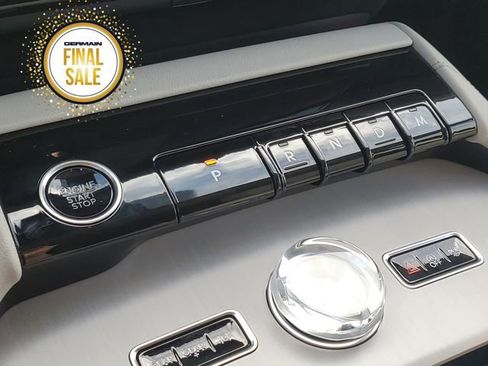 New 2025 Lincoln Navigator Reserve image 24