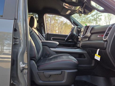 New 2026 RAM 2500 Big Horn AWD/4WD image 16