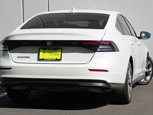 Used 2024 Honda Accord EX image 4