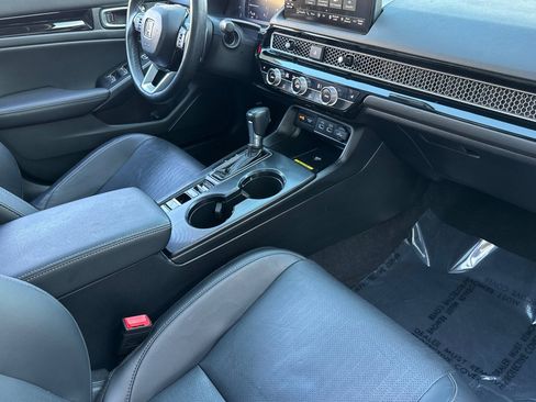 Used 2023 Honda Civic Touring image 33