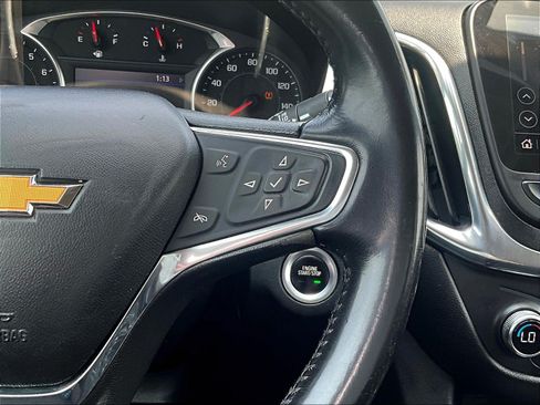 Used 2019 Chevrolet Equinox LT FWD image 12