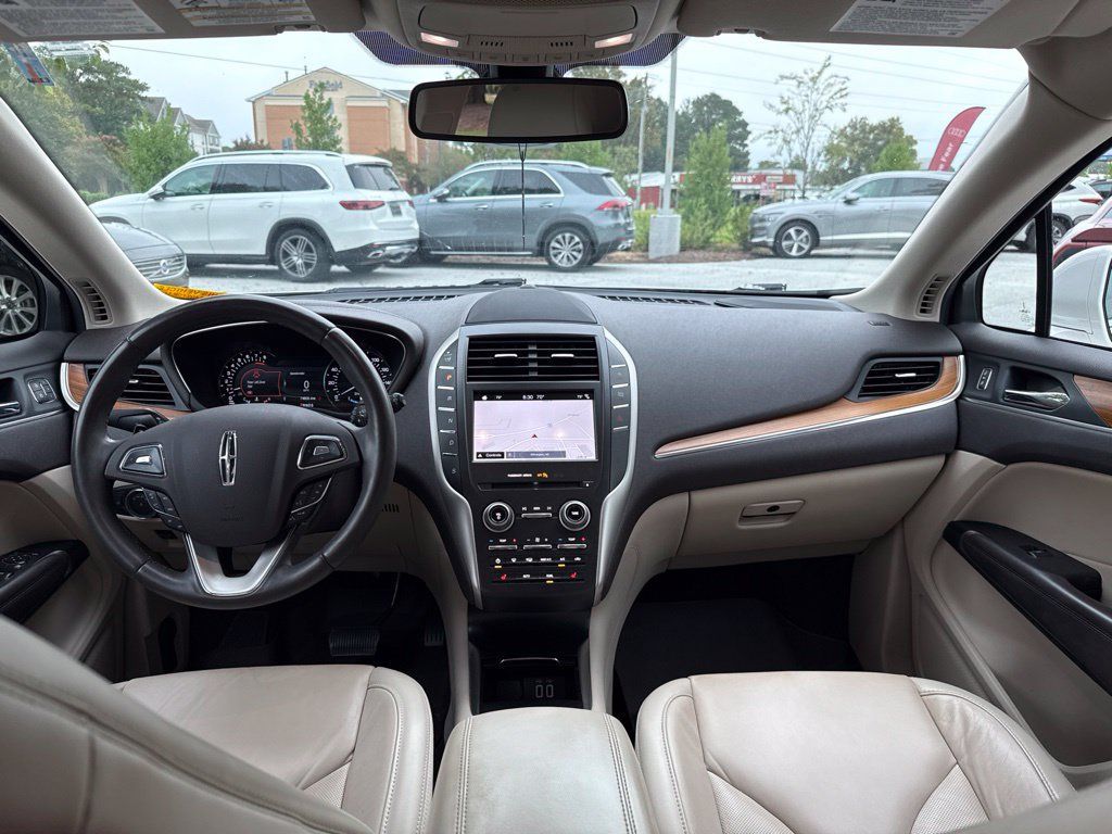 Used 2019 Lincoln MKC Select w/ Select Plus Package FWD image 21