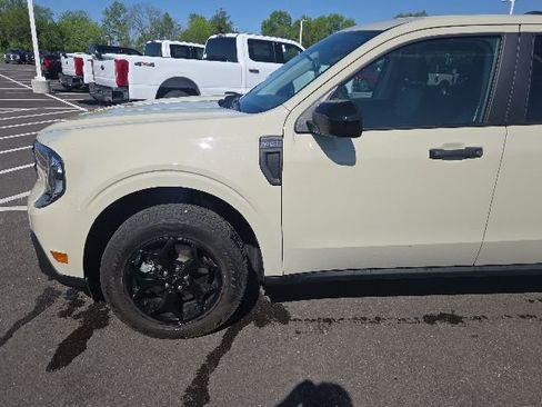 Certified 2025 Ford Maverick XLT w/ XLT Luxury Package AWD/4WD image 13