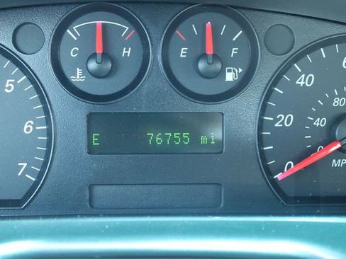 Used 2005 Mercury Sable LS image 24