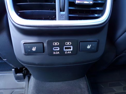 Certified 2025 Subaru Outback Limited AWD/4WD image 16